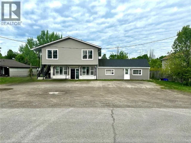 1572 NORTH SHORE Drive, Dunnville, Ontario N0A1K0