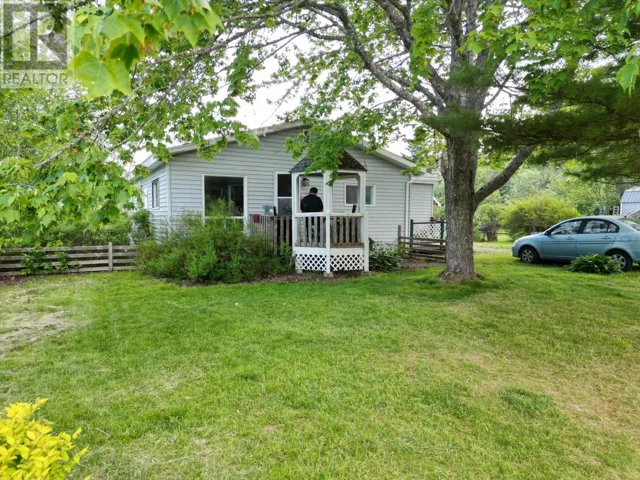 102 Dyke Road, Noel, Nova Scotia B0N1C0