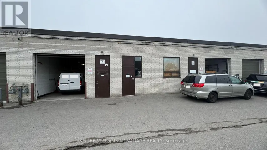 5 - 1680 MIDLAND AVENUE, Toronto (Dorset Park), Ontario M1P3C6