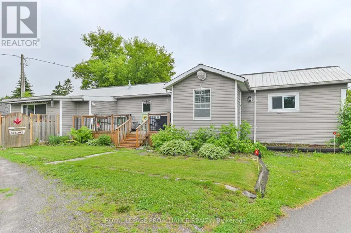 98 - 63 WHITES ROAD, Quinte West (Sidney Ward), Ontario K8V5P5