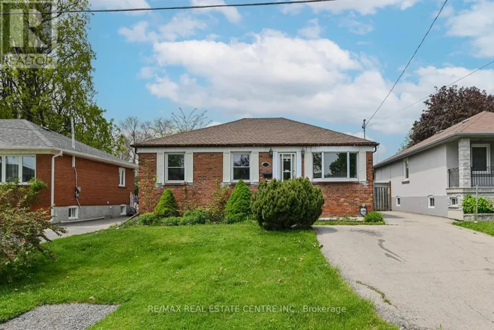 573 EXBURY CRESCENT, Mississauga (Mineola), Ontario L5G2P5
