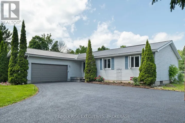 3810 MAPLE CREST COURT, Frontenac (Frontenac South), Ontario K0H1X0