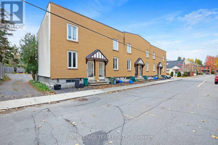 25-35 BERTRAND STREET, Ottawa, Ontario K1M1Y4