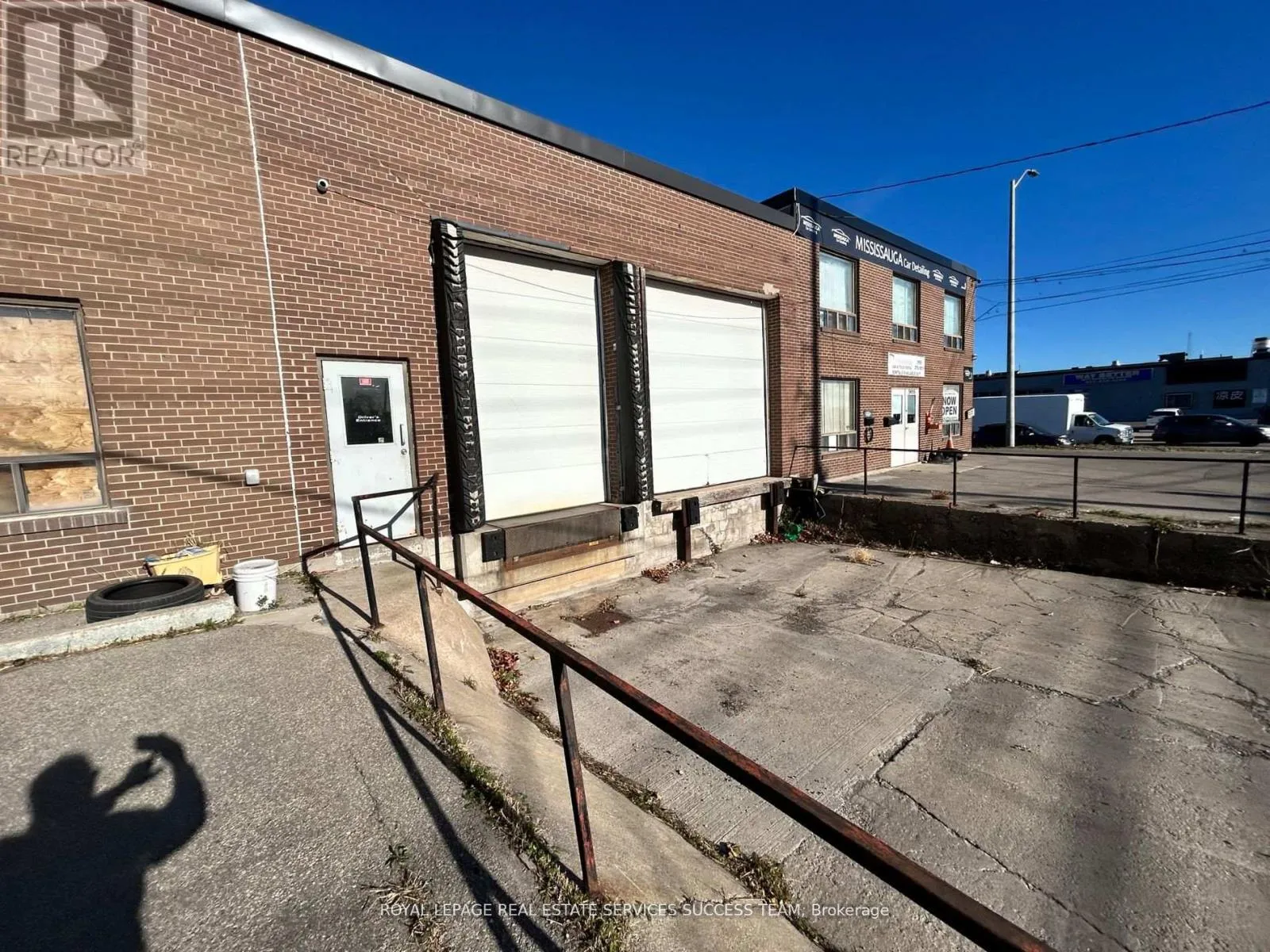 Commercial Sale For Sale