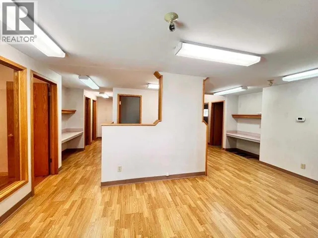 4131 Bow Trail SW, Calgary, Alberta T3C2E9