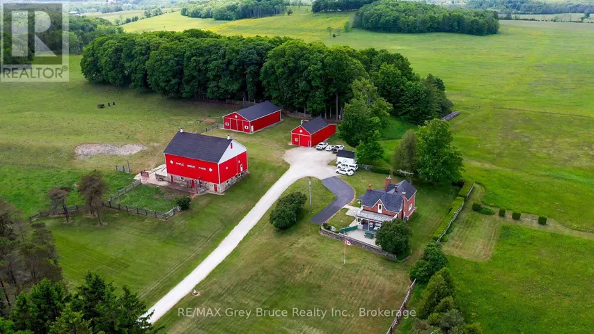 319144 GREY ROAD 1, Georgian Bluffs, Ontario N4K0G2