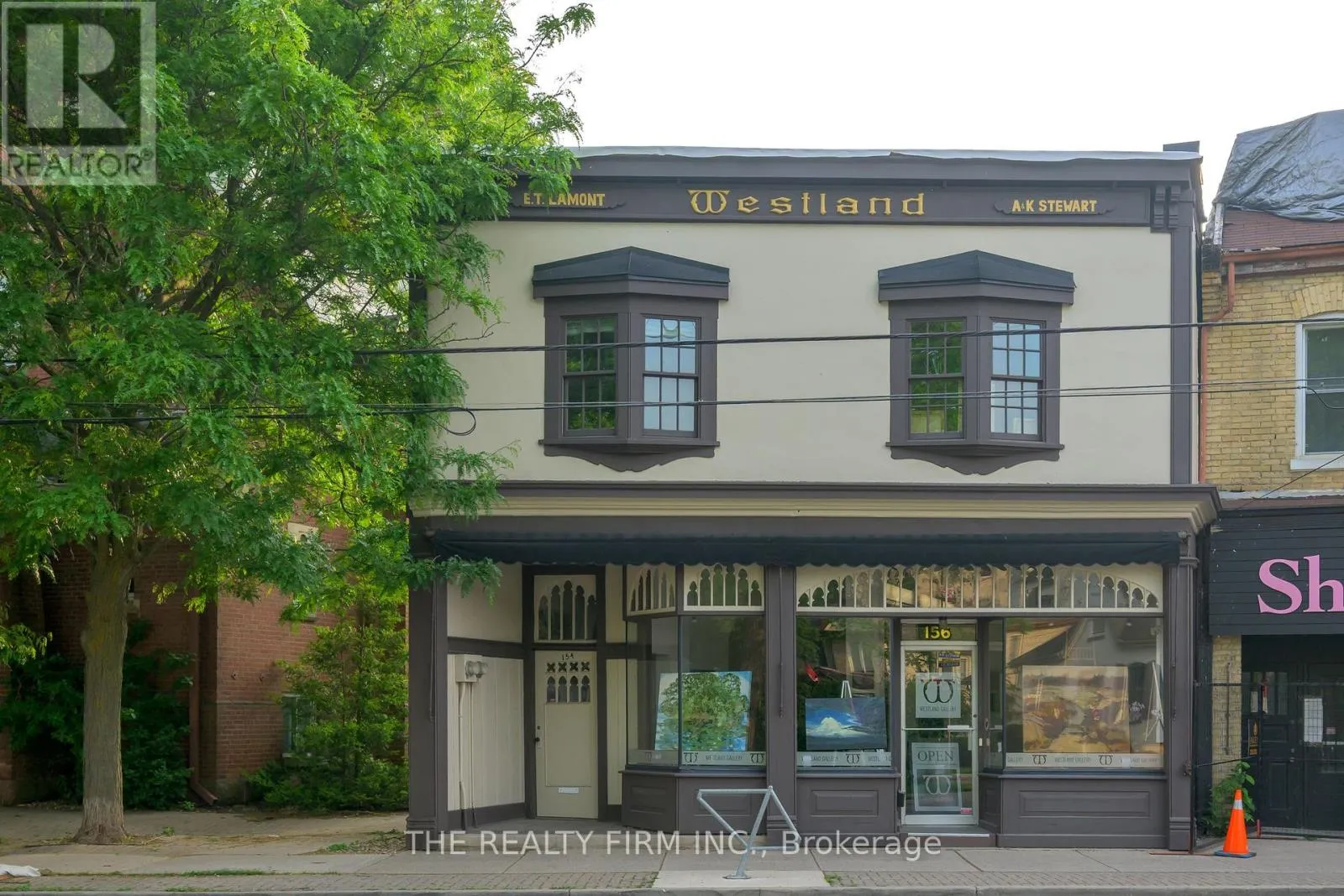 Commercial Sale For Sale