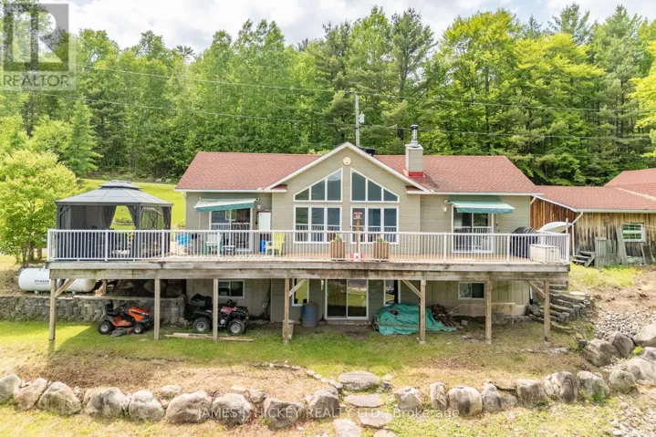 196 LOON VALLEY LANE, Head, Clara and Maria, Ontario K0J2K0
