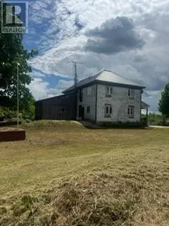 1233 KINGSTON LINE, Lanark Highlands, Ontario K0H2B0