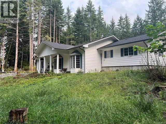 413 Cape Mudge Rd, Quadra Island, British Columbia V0P1N0