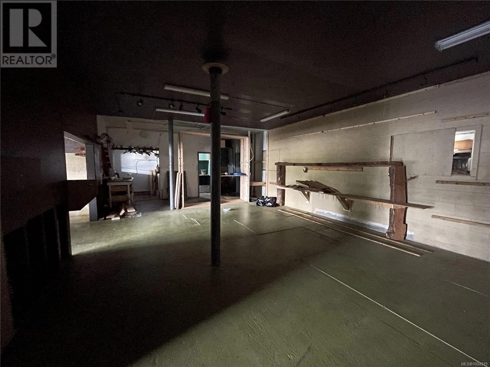 Commercial Sale For Sale