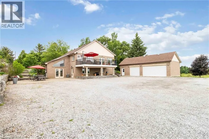 221 OLD ONONDAGA Road E, Brantford, Ontario N3T5L4