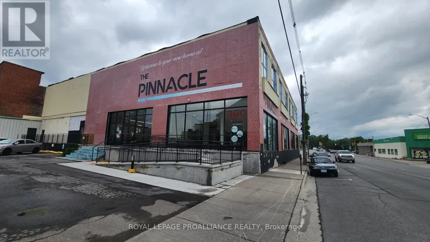 360 PINNACLE STREET, Belleville (Belleville Ward), Ontario K8N3B4