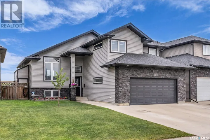 319 Geary CRESCENT, Saskatoon, Saskatchewan S7R0E6