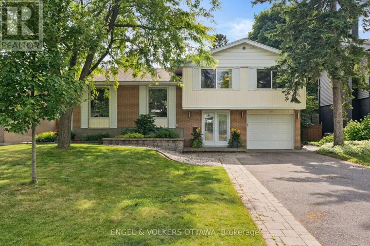 1138 CAMEO DRIVE, Ottawa, Ontario K2C1Y7