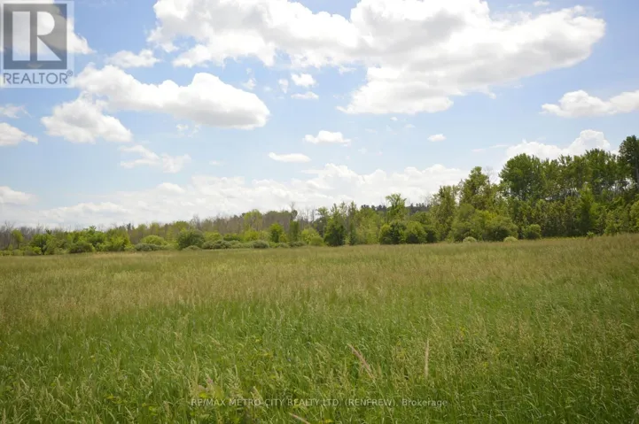 00 STORIE ROAD, McNab/Braeside, Ontario K7V3Z8