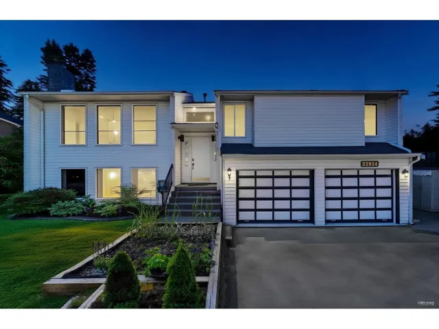 22924 88 AVENUE, Langley, British Columbia V1M2S5