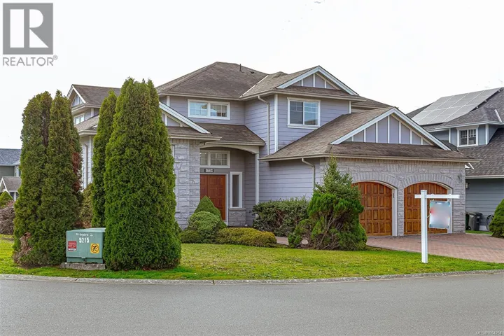 1734 Mamich Cir, Saanich, British Columbia V8N6N1