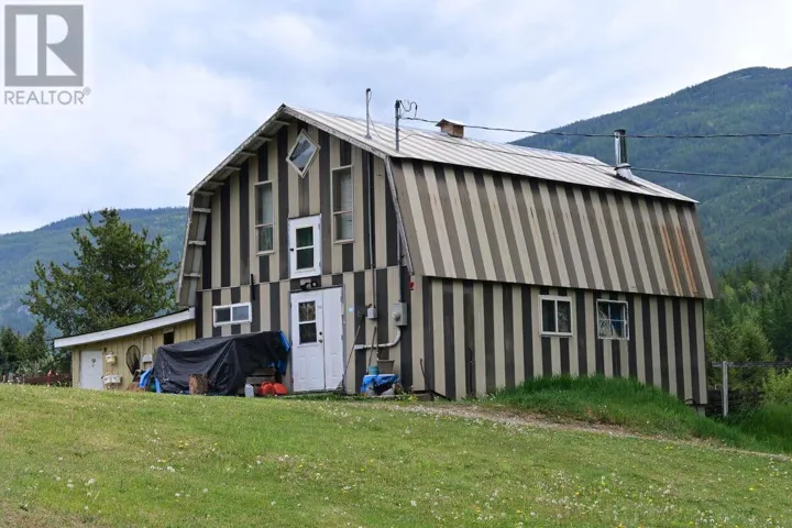 2165 Raven Road, Castlegar, British Columbia V1N4S9