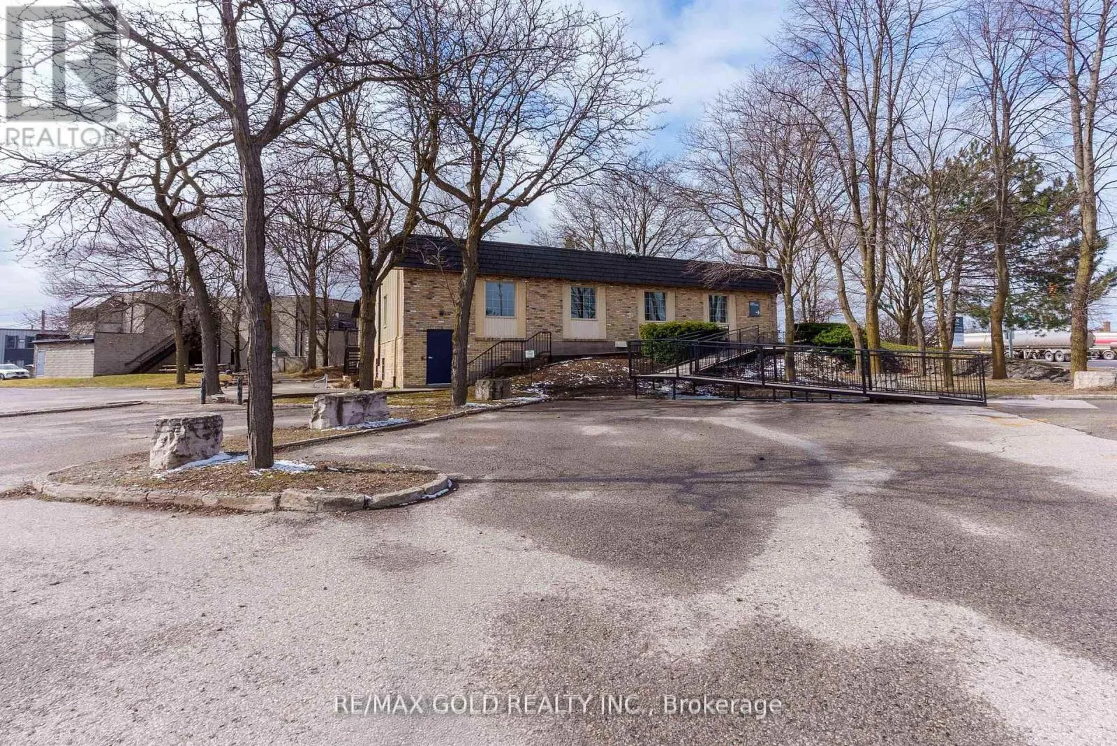 Commercial Lease For Rent