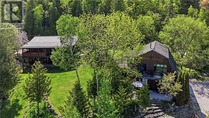 322 Cosby Subd Road, Mindemoya, Ontario P0P1S0