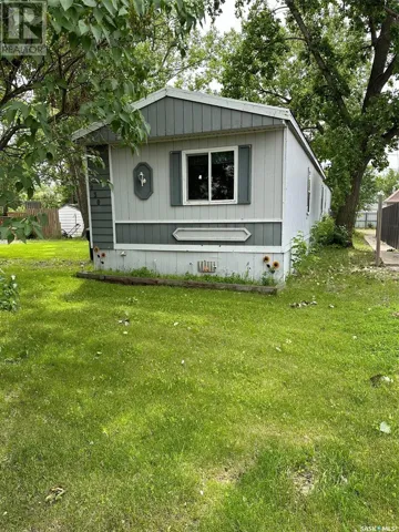 230 Main STREET, Bienfait, Saskatchewan S0C0M0