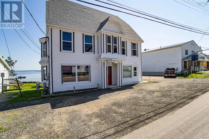 108 Montague Row, Digby, Nova Scotia B0V1A0