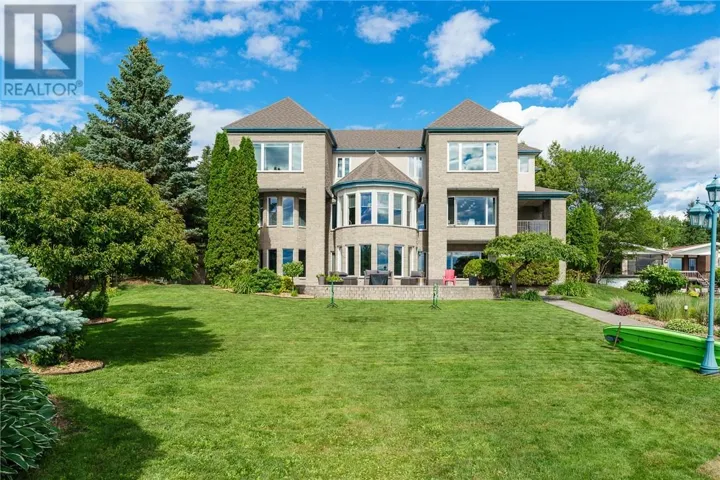 73 Baycrest Road, Sudbury, Ontario P3B3X1