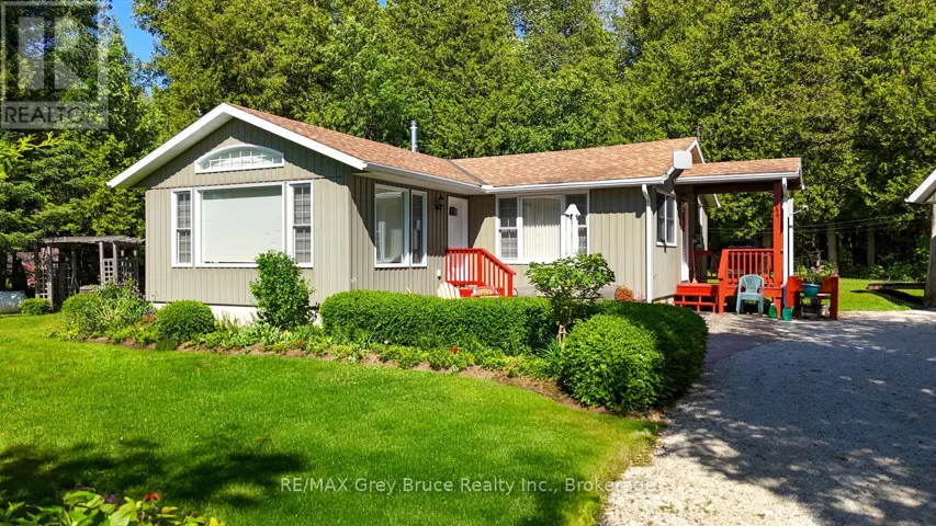 186 HOPE BAY ROAD, South Bruce Peninsula, Ontario N0H2T0
