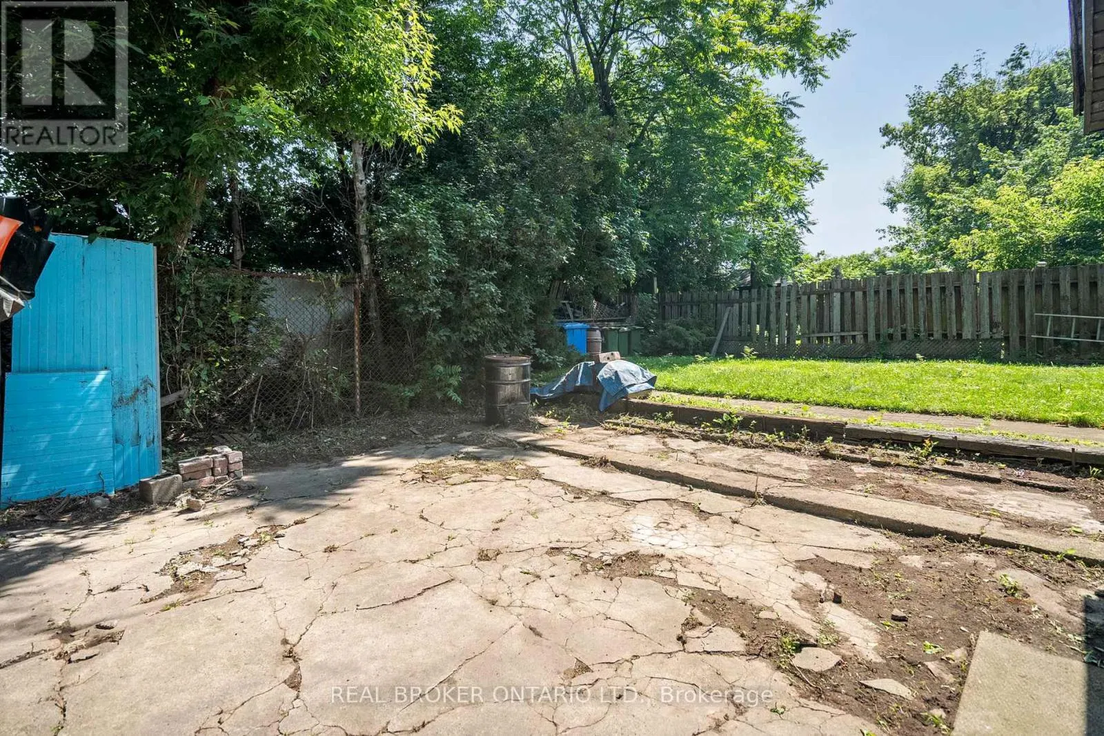 Commercial Sale For Sale