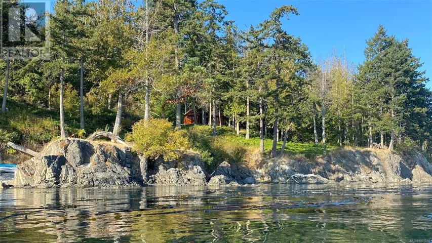 1304 Greenleaf Lane, Sidney Island, British Columbia V0N2G0