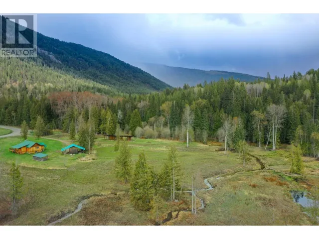 1097 LAKEVIEW ARROW CREEK Road, Creston, British Columbia V0B1G1
