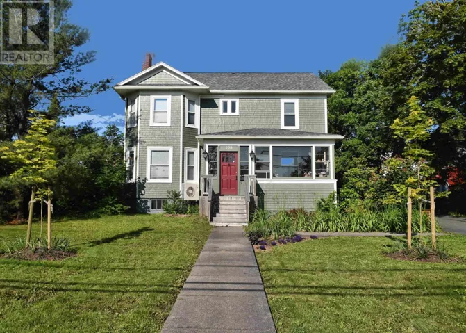 108 CHURCH STREET, Antigonish, Nova Scotia B2G2E4
