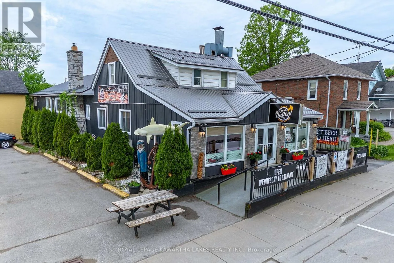Commercial Sale For Sale
