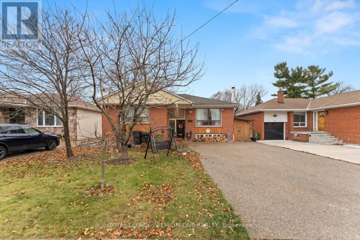 7 NORTH HEIGHTS ROAD, Toronto (Princess-Rosethorn), Ontario M9B2T2