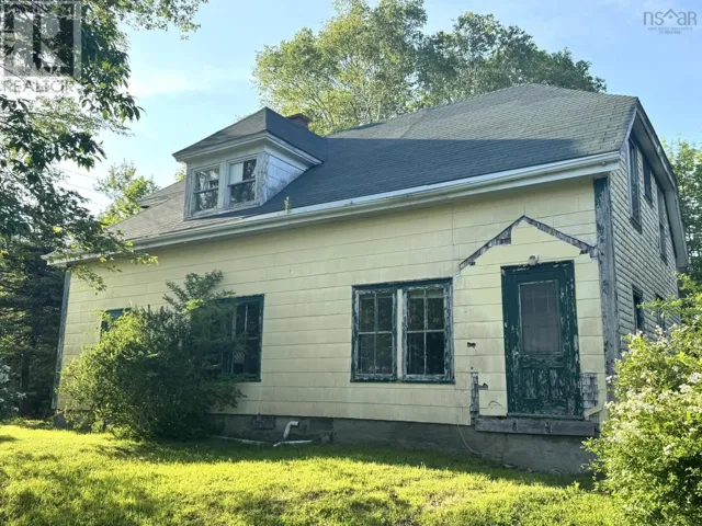 163 Hillside Road, Brooklyn, Nova Scotia B0J1H0