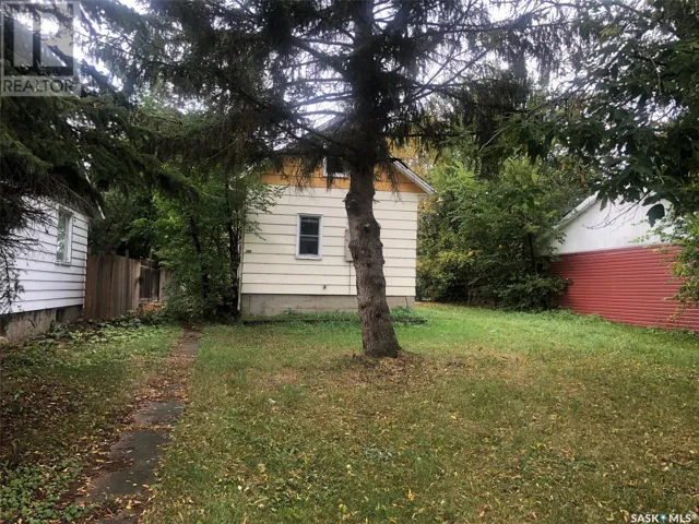 127 Harvey STREET, Kamsack, Saskatchewan S0A1S0