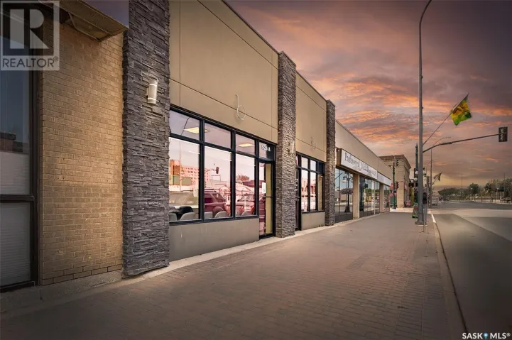 526 Main STREET N, Moose Jaw, Saskatchewan S6H3K3
