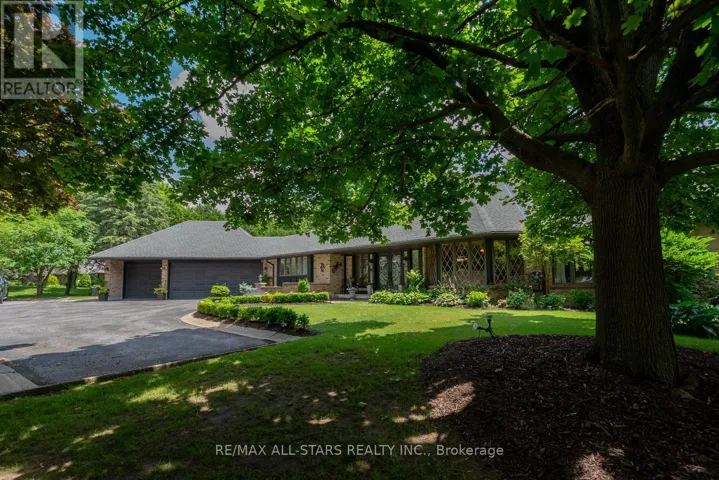 3 MARILYN AVENUE, Whitchurch-Stouffville, Ontario L4A2C8