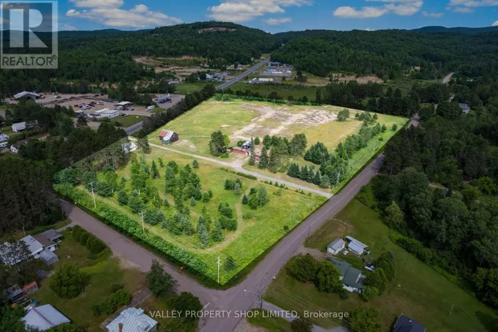 19303 HIGHWAY 60 HIGHWAY, Madawaska Valley, Ontario K0J1B0