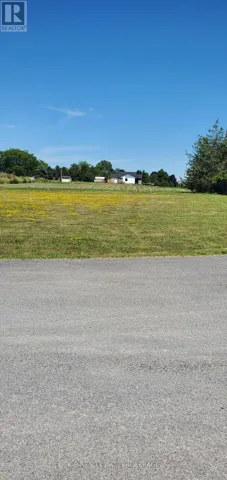 129 BAYVIEW DRIVE, Greater Napanee, Ontario K7R3K8