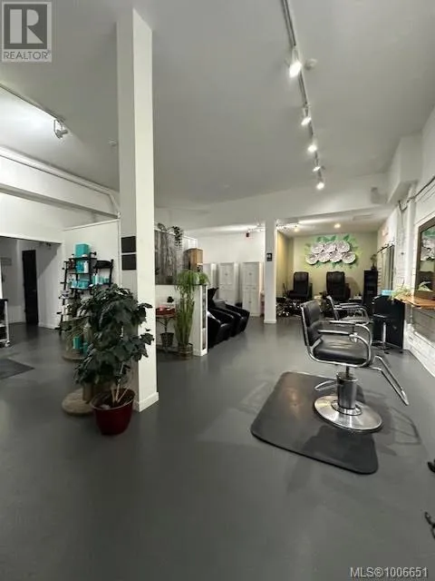 Commercial Sale For Sale