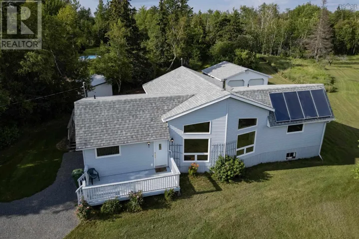 9525 Highway 6, Pugwash, Nova Scotia B0K1L0