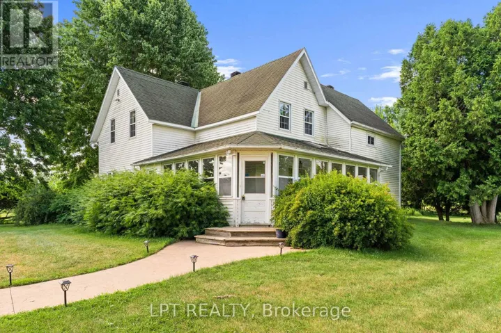 7928 JOCK TRAIL, Ottawa, Ontario K0A2Z0