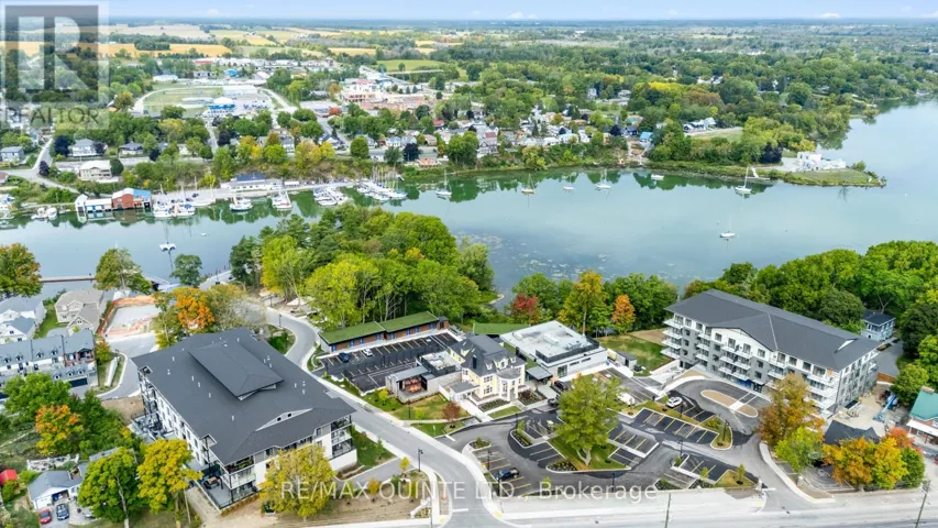 305 - 12 CLARA DRIVE, Prince Edward County (Picton Ward), Ontario K0K2T0