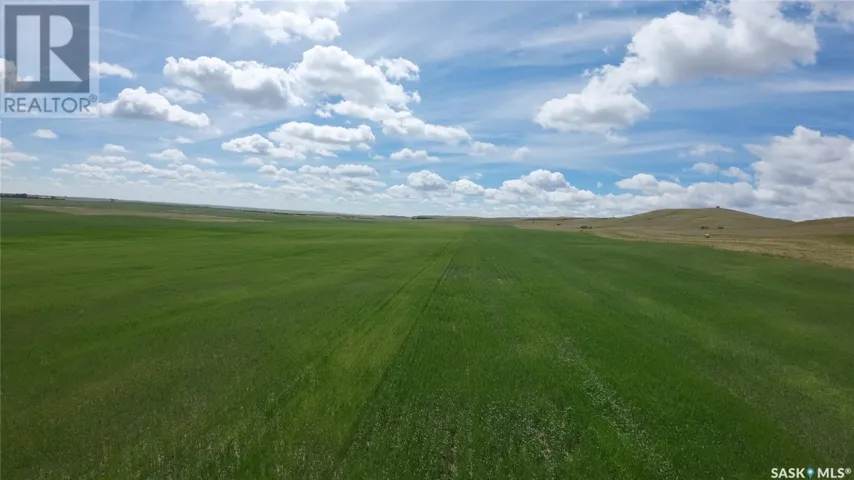 2 Quarters with Aggregate, Riverside Rm No. 168, Saskatchewan S9H3W8