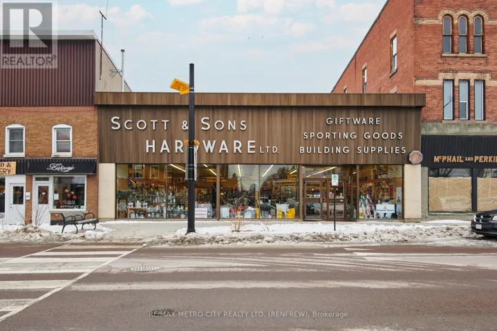 150 RAGLAN STREET S, Renfrew, Ontario K7V1R1
