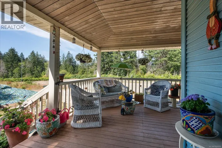 2375 Holden Corso Rd, Nanaimo, British Columbia V9X1M7