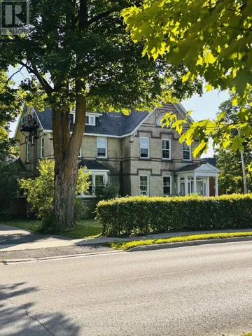 38 DRUMMOND STREET W, Perth, Ontario K7H2J8