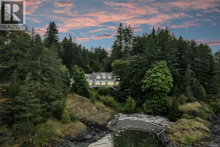 1790 Hyacinthe Bay Rd, Quadra Island, British Columbia V0P1H0